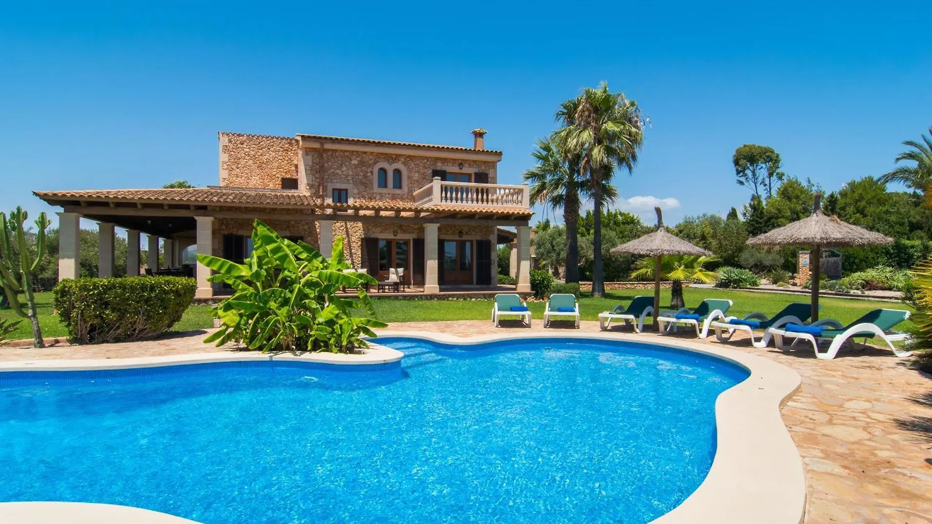 Fantastische Finca Mit Ueberdachter Terrasse S'Horta Tatil Evi